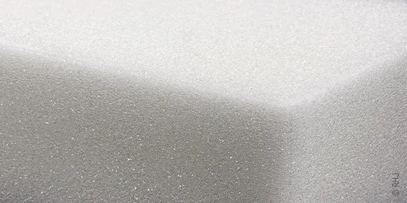 Gros plan d'un bloc de mousse