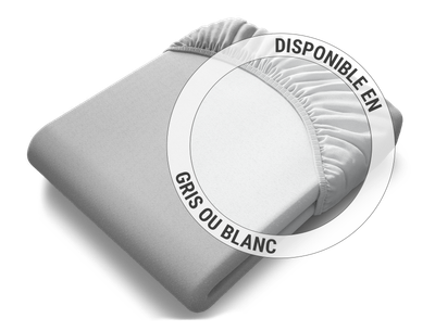Le drap-housse BODYGUARD® en jersey gris plié : zoom sur le drap dans la version blanche ; texte : Disponible en gris ou en blanc	